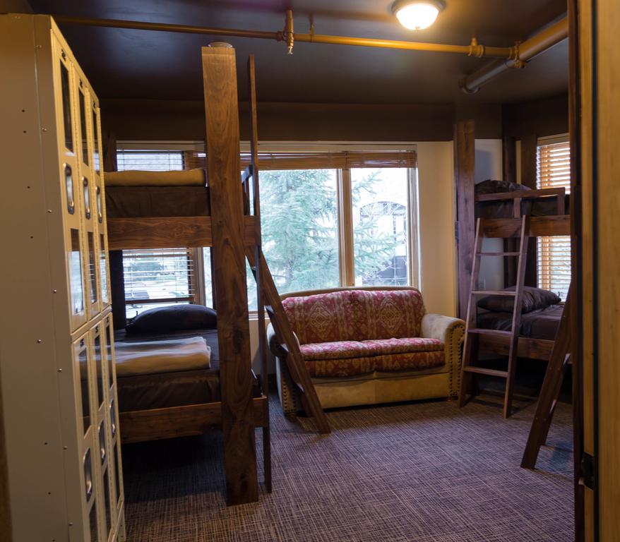 Park City Hostel ภายนอก รูปภาพ